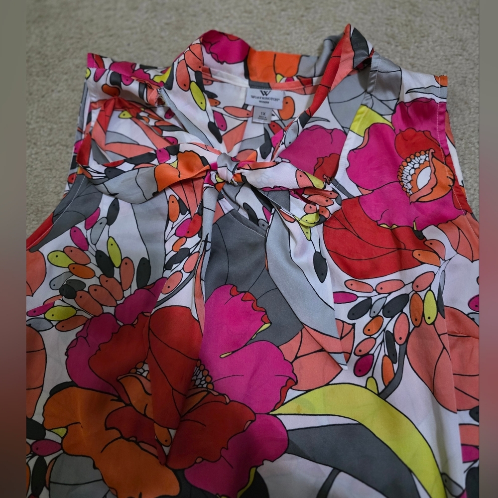 Worthington Vibrant Floral Blouse